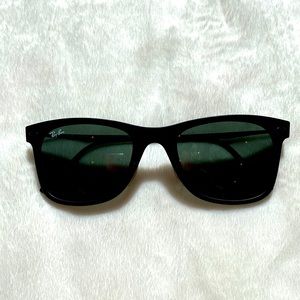 Ray Ban wayfarer light ray square sunglasses